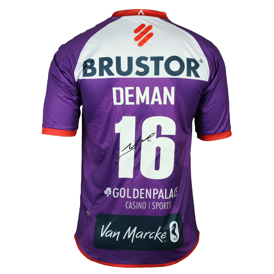 KV Kortrijk 팀의 Maxim Deman 셔츠