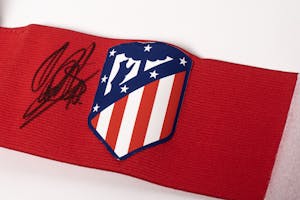 Amanda Sampedro - Signed captain bracelet  