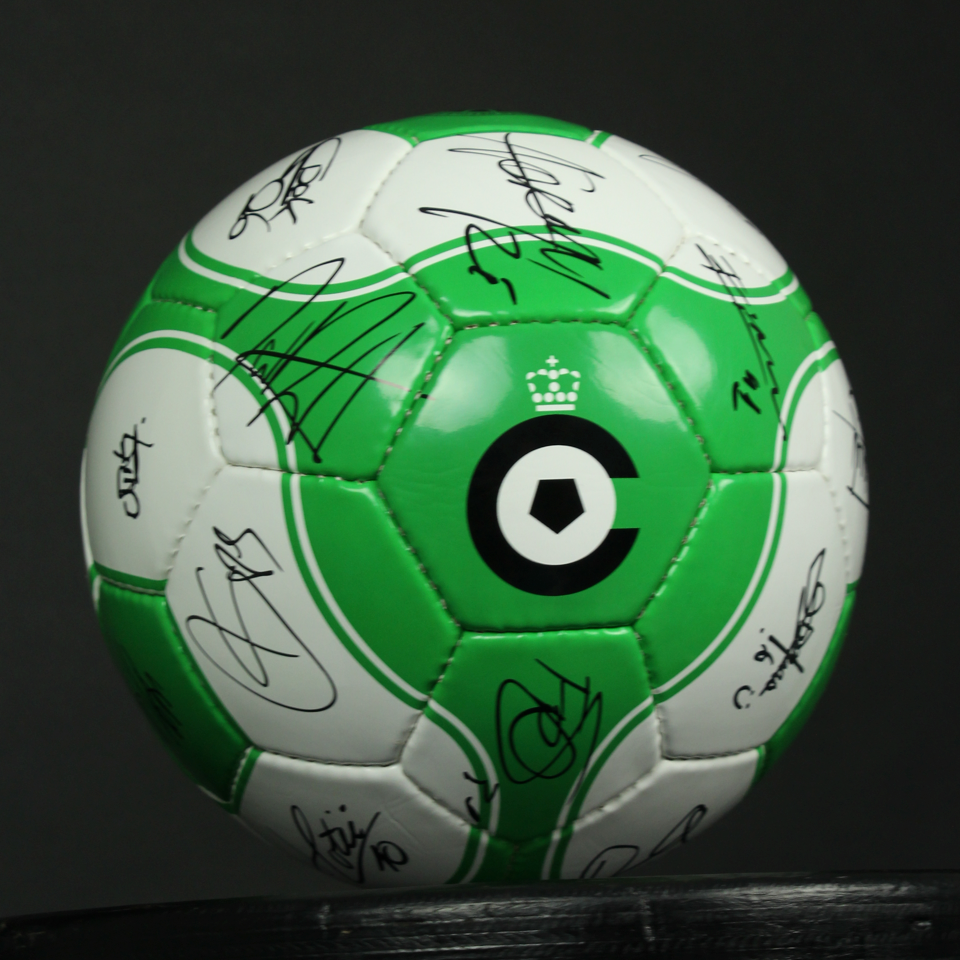 Gesigneerde Bal