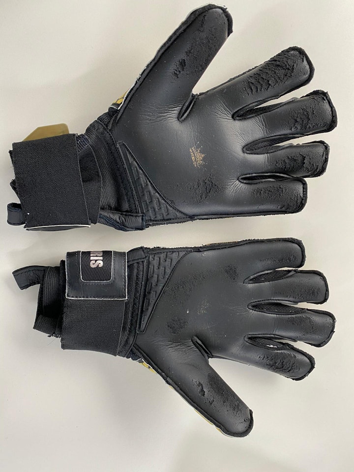 Gesigneerde Handschoenen - Anthony Moris