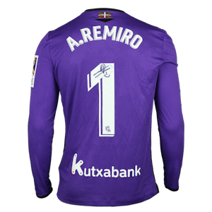 Alejandro Remiro Gargallo Real Sociedad shirt