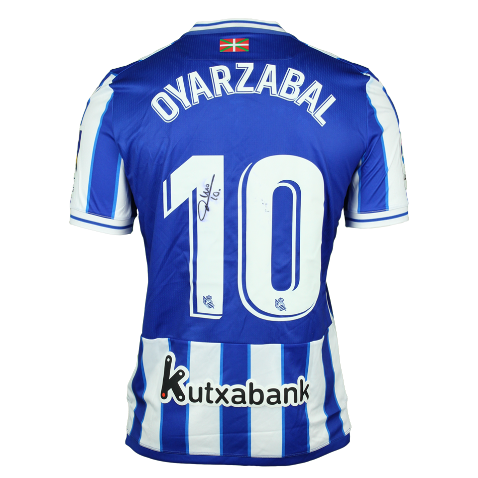 Mikel Oyarzabal Ugarte Real Sociedad shirt