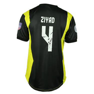 来自Ittihad Jeddah的Ziyad Al Sahafi球衣