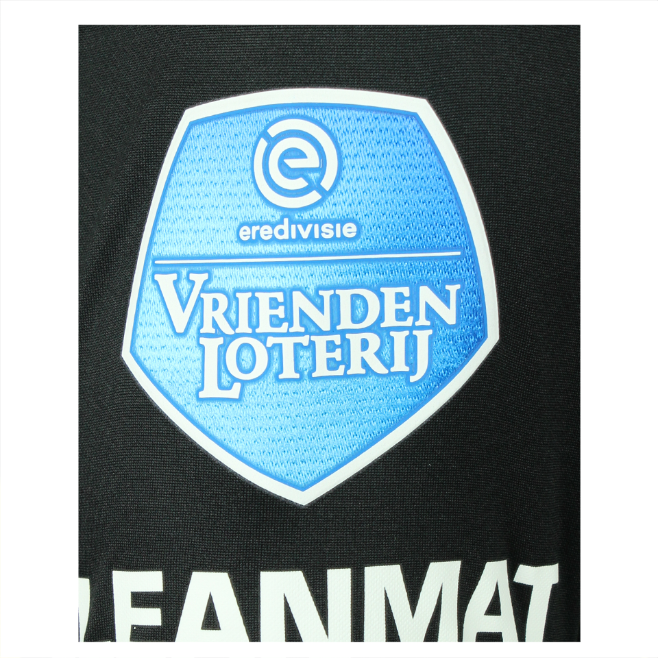 Maximilian Wittek Vitesse forması