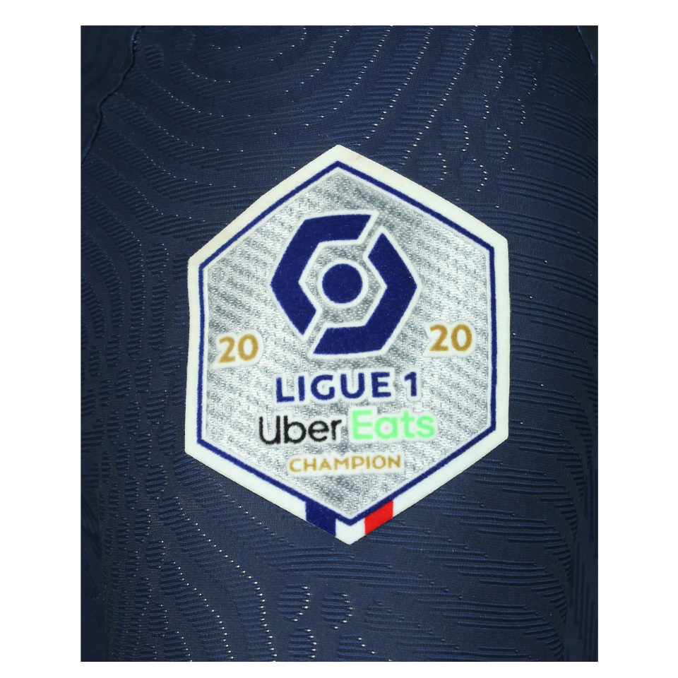 来自Angers SCO的Layvin Kurzawa球衣