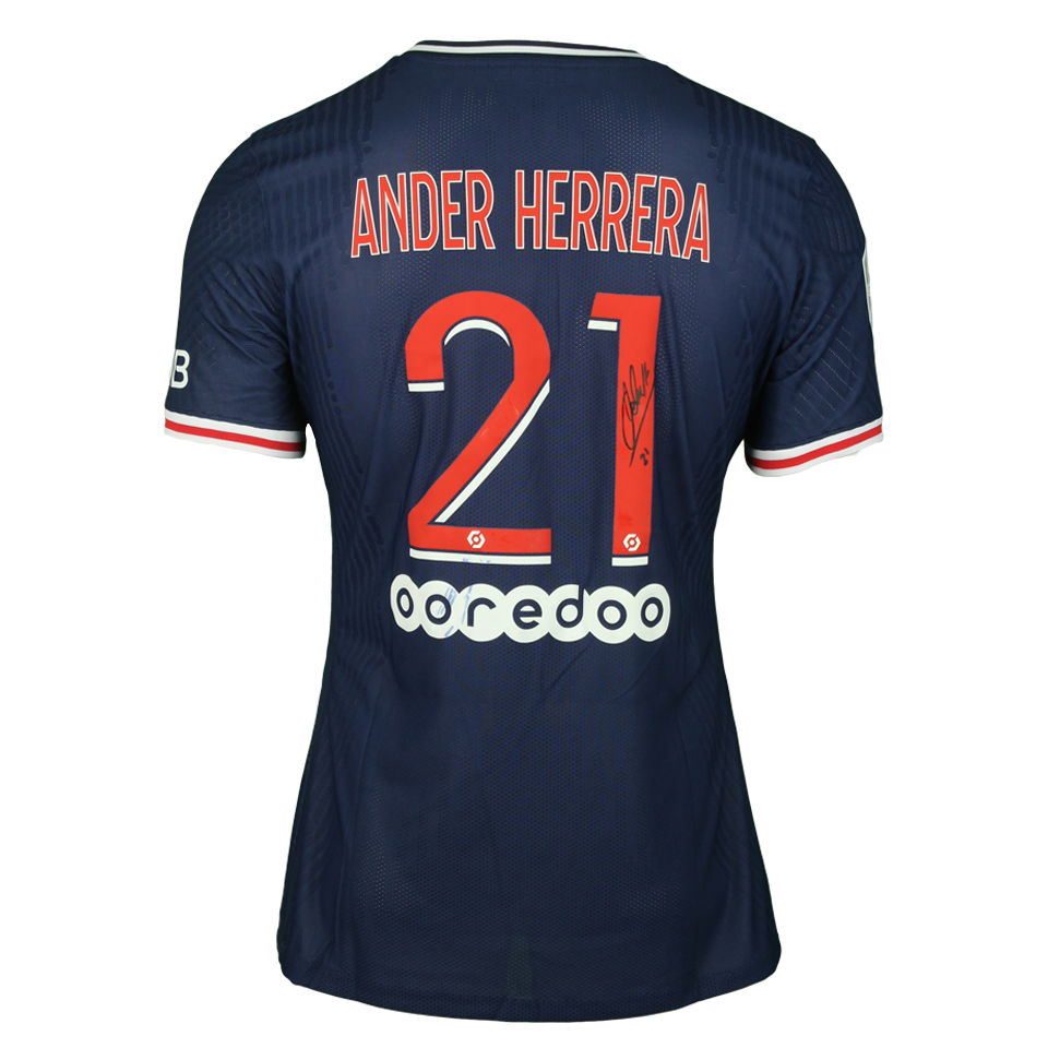 Ander Herrera Angers SCO shirt