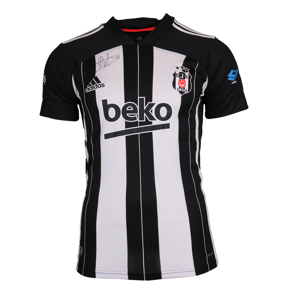 Rıdvan Yılmaz Beşiktaş JK shirt