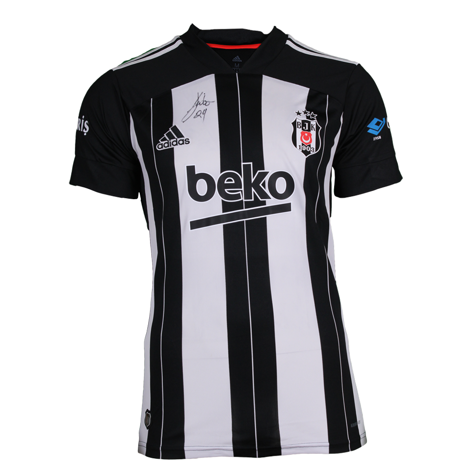 Domagoj Vida Beşiktaş JK forması