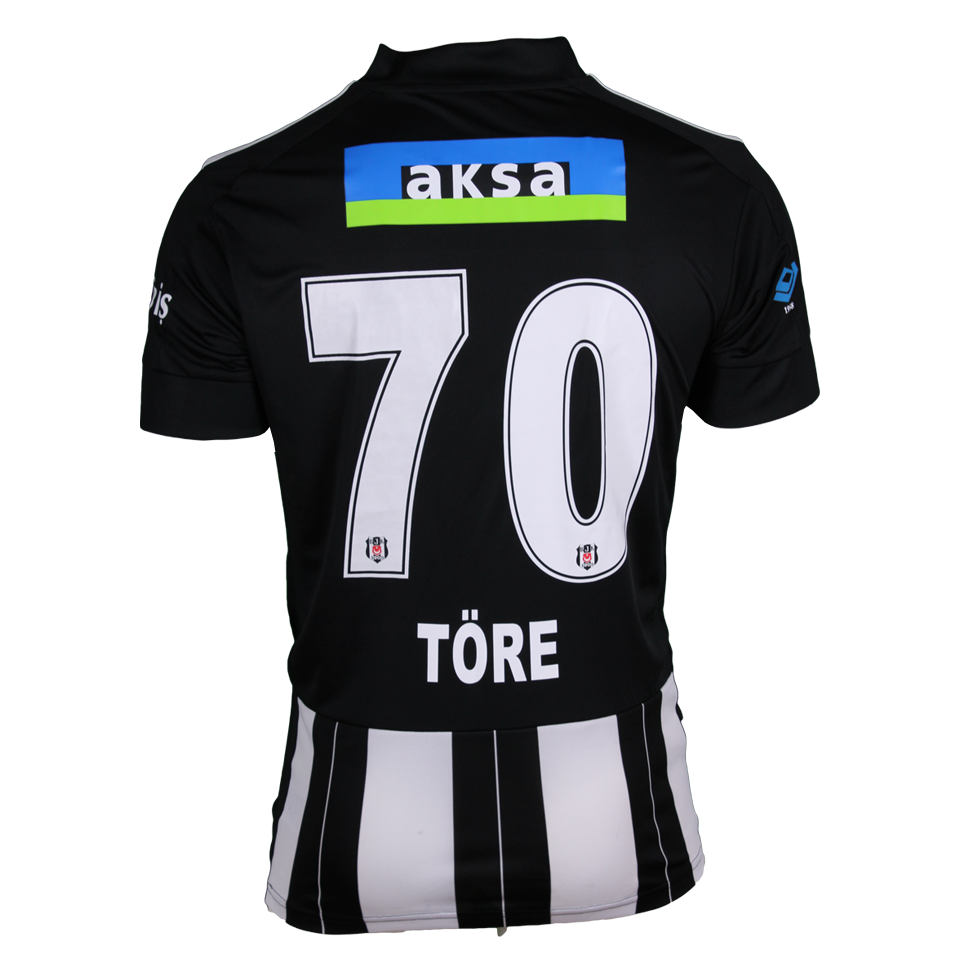Gökhan Töre Beşiktaş JK shirt