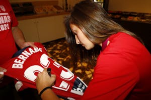 Alejandra Bernabe De Santiago Atlético de Madrid Femenino shirt