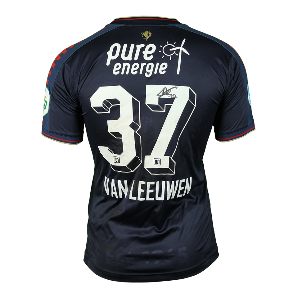 Thijs van Leeuwen FC Twente shirt