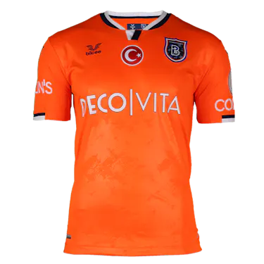 Berkay Özcan İstanbul Başakşehir forması