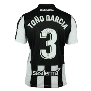 Antonio García Aranda Levante UD shirt