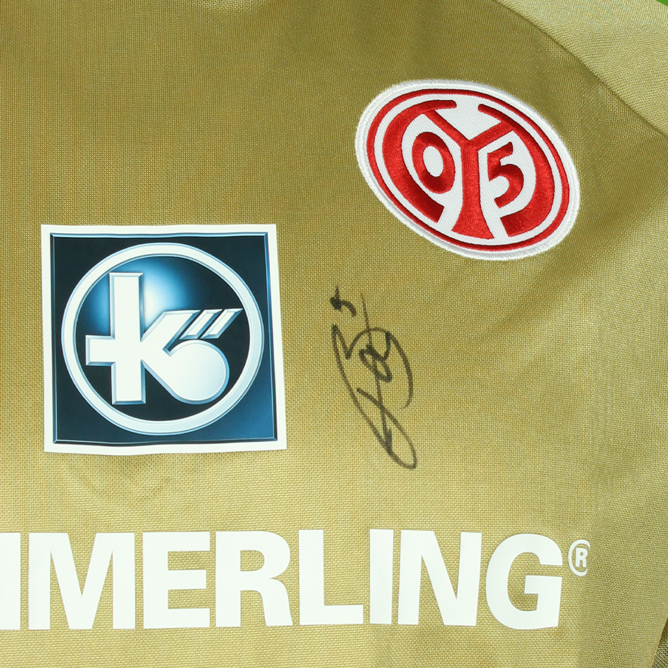 Home Kit (Signed by squad)